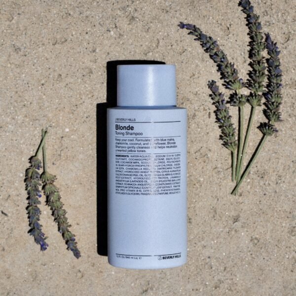 poolshoot-58.jpg BLONDE SHAMPOO